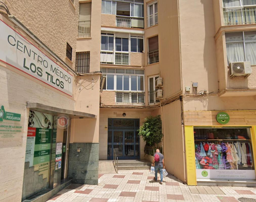 Estudio Cerca Estacion Bus Y Tren Malaga Zewnętrze zdjęcie